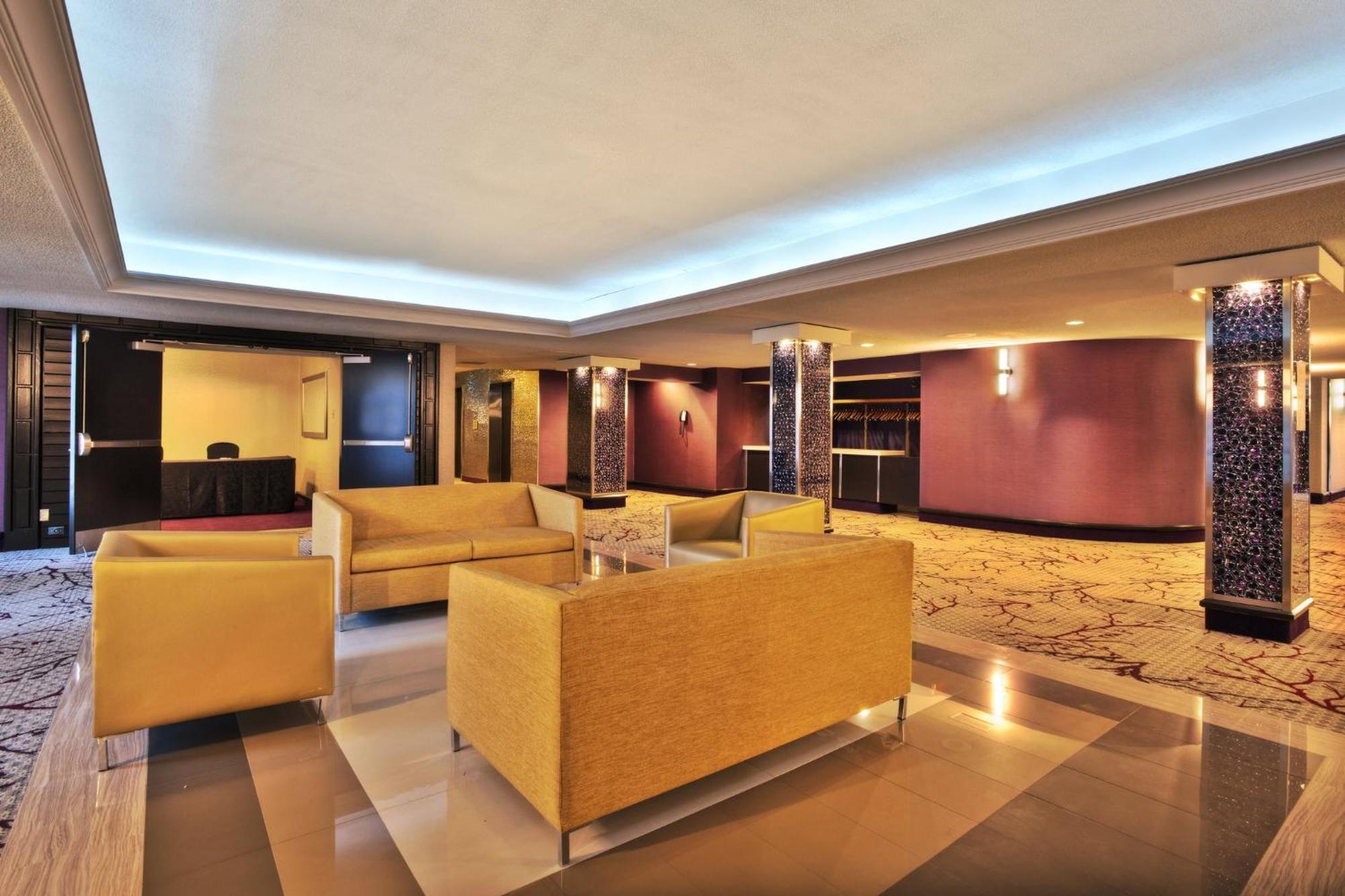 Crowne Plaza Kitchener-Waterloo By Ihg Hotel Buitenkant foto